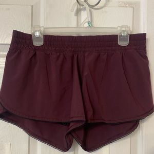 Lululemon shorts // Condition: very good